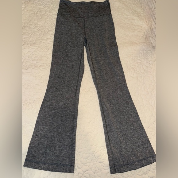 lululemon groove pants - Picture 1 of 2
